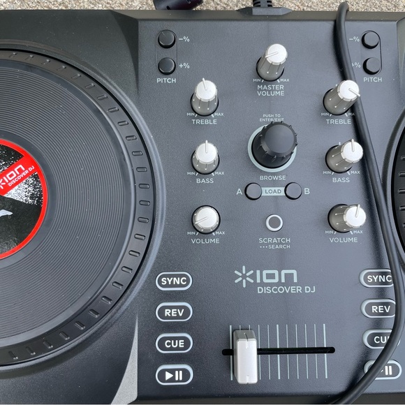 Ion Discover DJ Computer Turn Table with Software Disc Dual Turntable USB Music - Picture 4 of 5